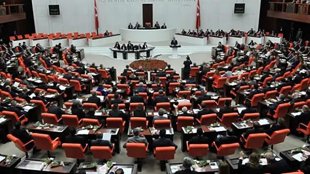 TBMM Genel Kurulu olağanüstü toplandı
