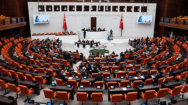 TBMM zirai dona karşı uygulanacak tedbirleri içeren 'öneri paketi' hazırlayacak