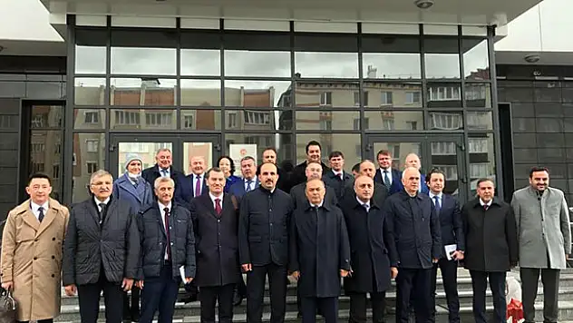 TDBB Başkanı Altay Tataristan Başbakanını ziyaret etti