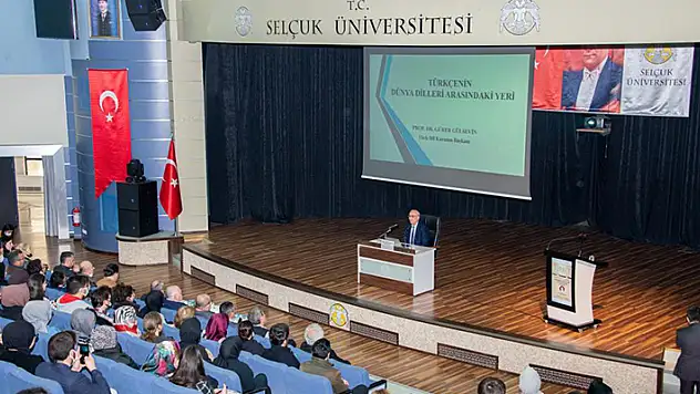 TDK Başkanı Prof. Dr. Gülsevin, Selçuk Üniversitesinde öğrencilerle buluştu
