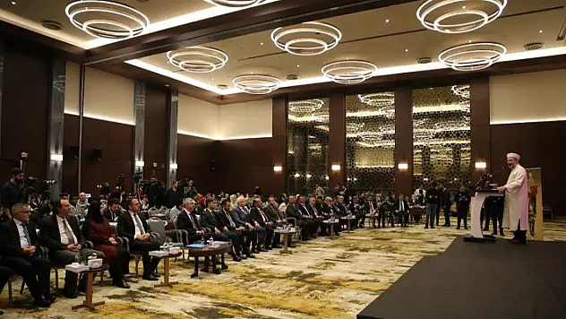 TDV Genel Müdürü Turan: Vakfımızın en önemli misyonu kaliteli insan yetiştirmektir
