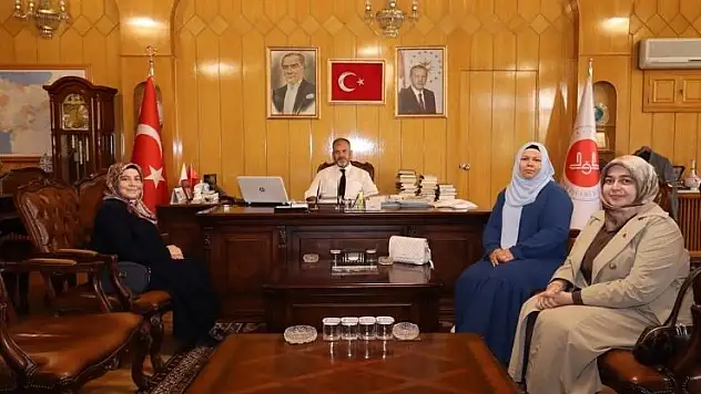 TDV Selçuklu Kız Yurdu'ndan İl Müftüsü Ali Öge'ye ziyaret