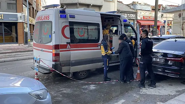 Tedaviyi reddeden alkollü adam, 'Ben suç mu işledim' diyerek gözyaşı döktü