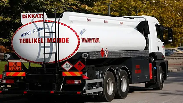 Tehlikeli madde taşıyan araçlara '300 metre' zorunluluğu