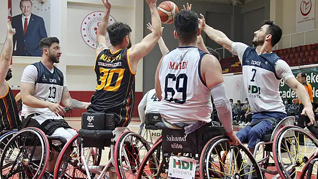 Tekerlekli Sandalye'de play-off günü 