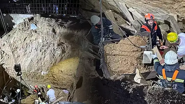 Tekirdağ'da fabrika inşaatında göçük! 1 ölü, 1 yaralı

