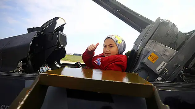 TEKNOFEST, 23 Nisan coşkusunu çocuklarla göklere taşıdı