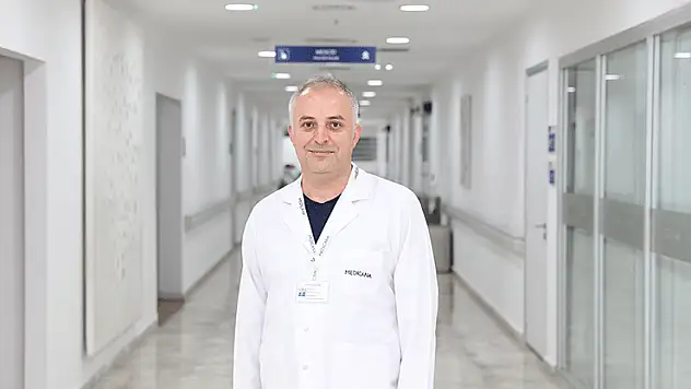 Teknolojinin getirdiği duruş bozuklukları boyun sağlığını tehdit ediyor