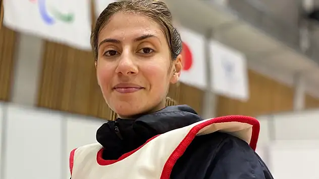 Tekvando kadınlar K44 49 kiloda Meryem Çavdar yarı finale yükseldi
