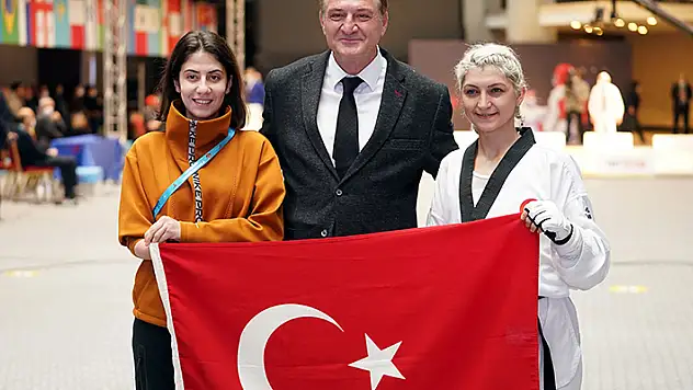 Tekvandocular dünya şampiyonu
