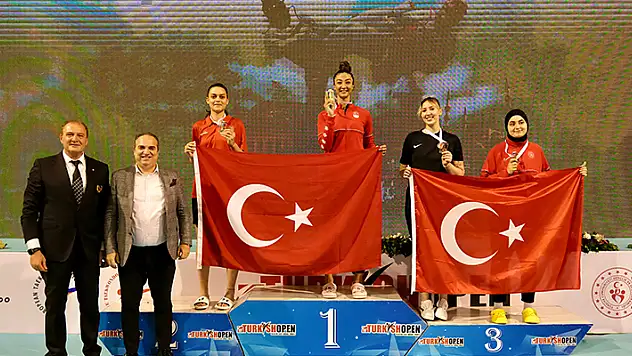 Tekvandocular zirvede yer aldı