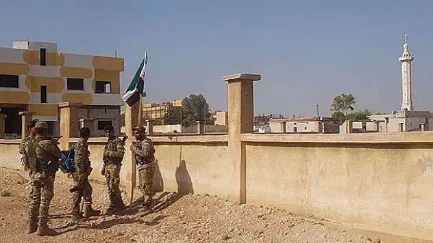 Tel Abyad minarelerinde tekbir ve ezan sesleri