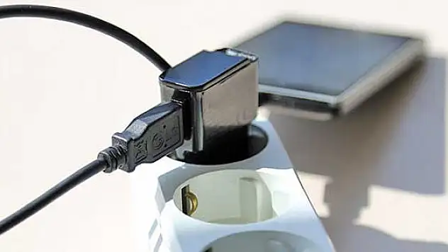 Telefonların 'katili' taklit aksesuarlar
