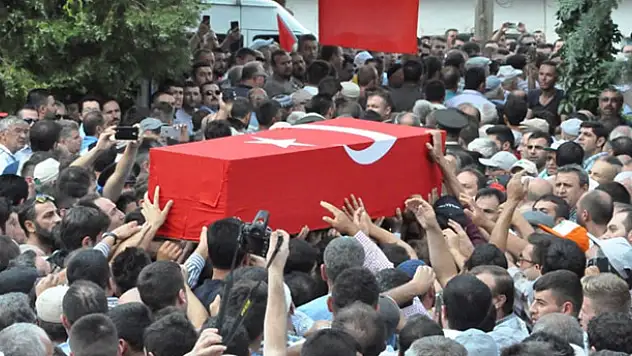 Tendürek Dağı'nda çatışma: 1 şehit, 3 yaralı