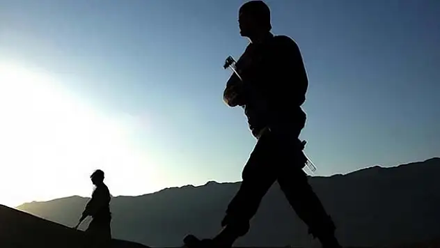 Tendürek'te çatışma: 2 şehit, 11 asker yaralı