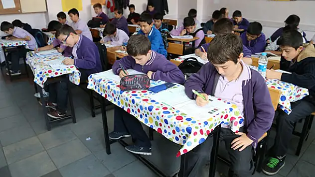 TEOG sınavına girenler bu habere dikkat etsin!