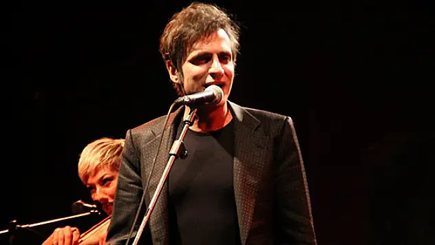 Teoman'dan Bursa'da akustik gece