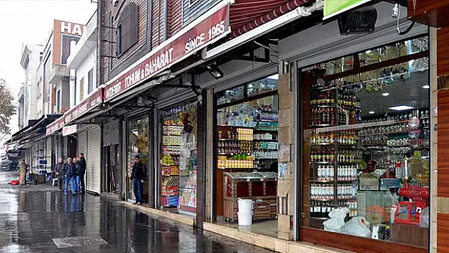 Terör mağduru Sur esnafına 2 bankadan destek