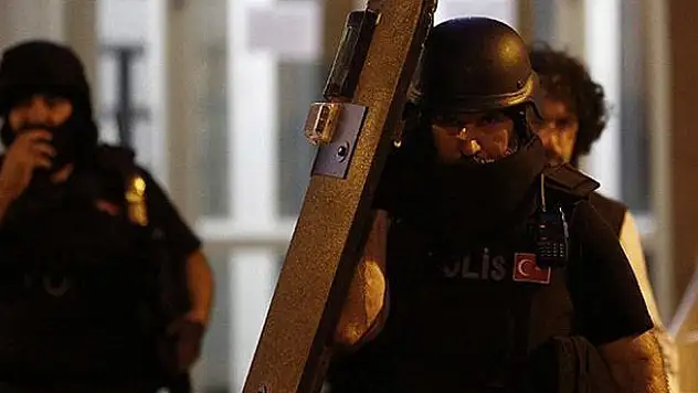 Terör örgütlerine operasyon: 39 gözaltı