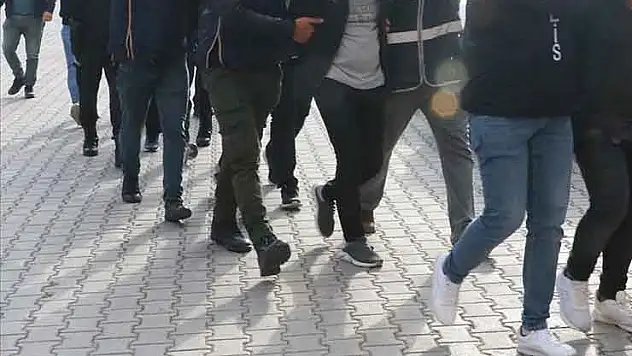 Terör örgütü DEAŞ'a yönelik 35 ildeki operasyonlarda 184 şüpheli yakalandı