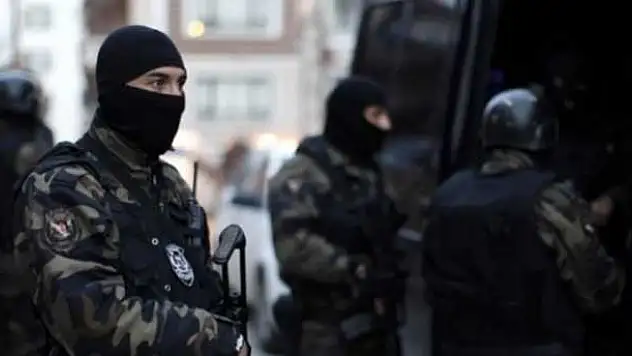 Terör örgütü operasyonlarında bin 300'den fazla kişiye gözaltı
