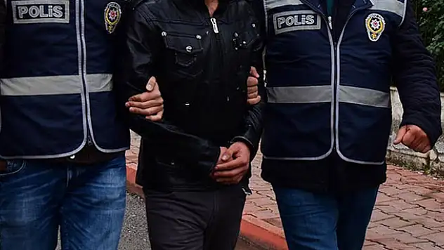 Terör örgütü PKK'ya 3 ilde operasyon: 8 gözaltı