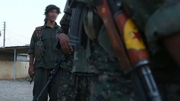 Terör örgütü PKK/YPG, Halep'ten silahlı kadrosuna katmak için bir kız çocuğu daha kaçırdı
