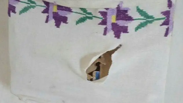 Teröristler Kur'an-ı Kerim'e patlayıcı tuzaklamış.