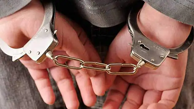 Terörle mücadeleden operasyon: 20 gözaltı