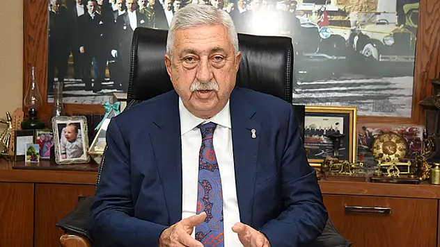 TESK Genel Başkanı Bendevi Palandöken: 9 günlük tatilin dönüşleri zehir olmasın
