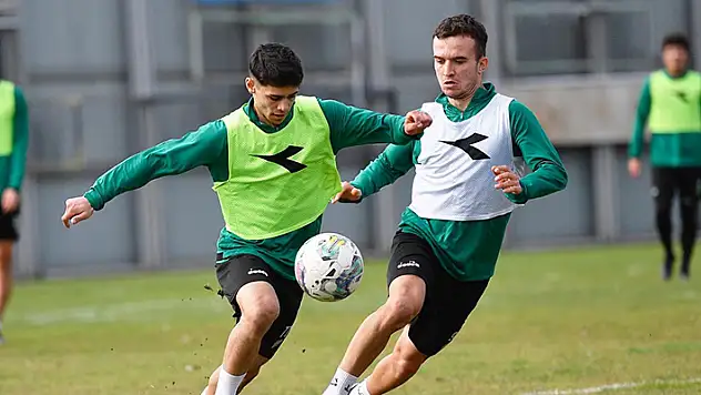 TFF 2. Lig'de zorlu maçlar oynanacak