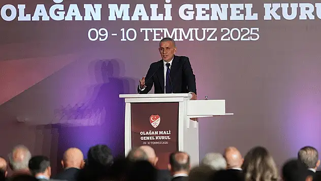 TFF Başkanı Hacıosmanoğlu: Kulüpler Birliği ile hakemlik sistemi konusunda çalışıyoruz