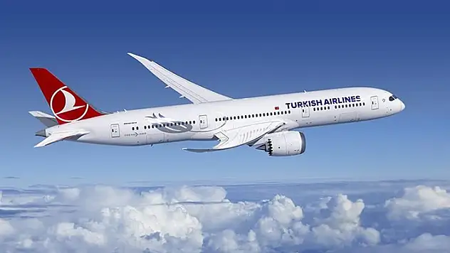 THY tarihin en yüksek uçuş ve yolcu rekorunu kırdı
