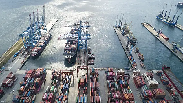 Ticaret Bakanı Bolat: İhracat mayısta 24,8 milyar dolarla en yüksek aylık rekoru kırdı