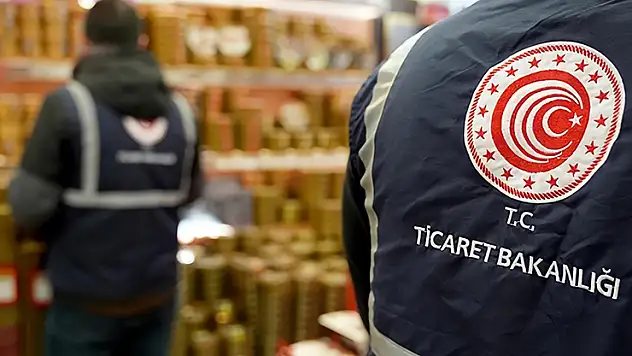 Ticaret Bakanlığı 9 ayda 26,9 milyon ürün denetledi, 2,1 milyar lira ceza kesti