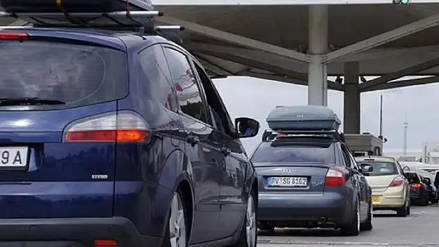 Ticaret Bakanlığı açıkladı! Yurt dışından gelen yabancı plakalı taşıtlar Türkiye'de 4 yıl kalabilecek