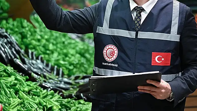 Ticaret Bakanlığı zirai don sonrası 'fahiş fiyat' girişimlerini mercek altına aldı