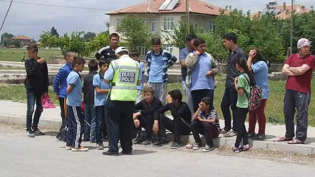 Tırın çarptığı öğrenci ağır yaralandı