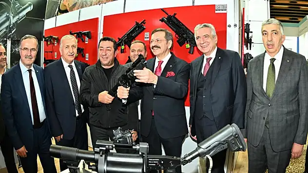 TOBB Başkanı Hisarcıklıoğlu: KSO Türkiye'ye rol model olacak işler yapıyor
