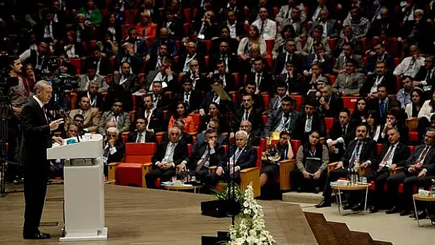 TOBB Genel Kurul Hizmet Şeref Belgesi ve Plaket Töreni