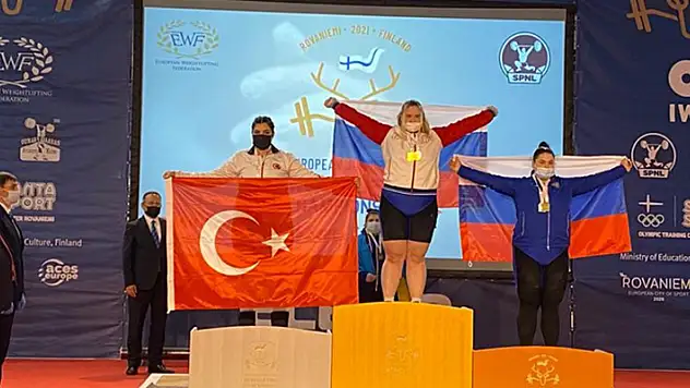 TOHM sporcuları Avrupa'ya damga vurdu 
