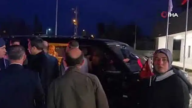 Tokat Sulusaray'da depremde panik yaparak kaçmaya çalışan 5 kişi yaralandı
