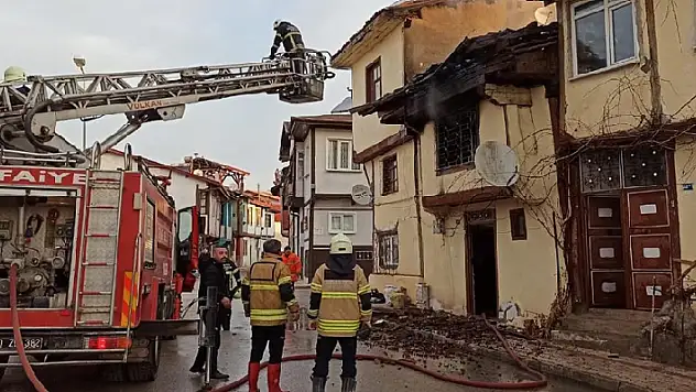 Tokat'ta evde çıkan yangında 3 kişi öldü, 1 kişi yaralandı
