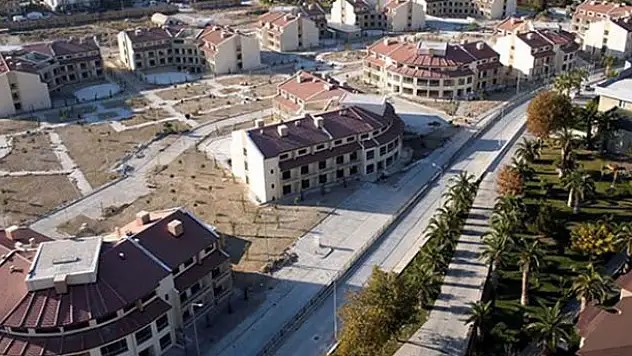 TOKİ 198 iş yeri ile 25 konutu satışa çıkardı