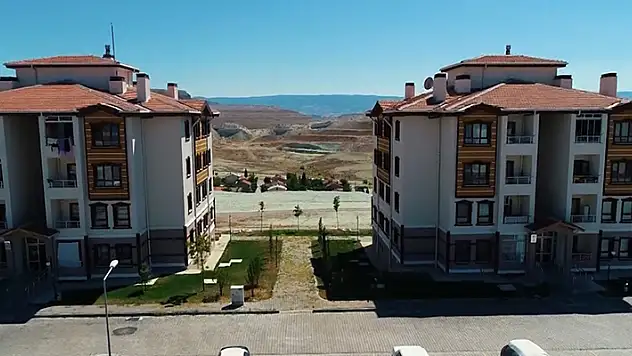 TOKİ, açık artırmayla Konya'nın da olduğu 39 ilde 105 konut, 18 ilde 189 iş yerini satacak
