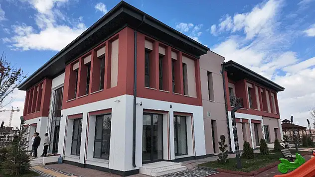 TOKİ Başkanı Sungur: TOKİ olmasa ev sahibi olamayacakları önceledik