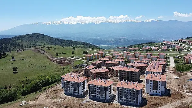 TOKİ'den şubat 2024 müjdesi! 8 yeni projede 2 bin 979 konut geliyor!
