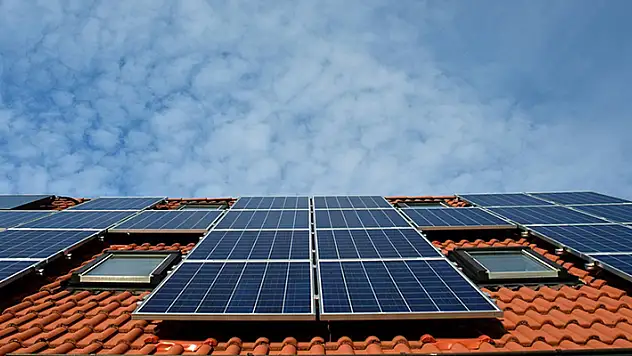 Tokyo'da 2025 sonrası yeni ev inşasında güneş paneli şartı aranacak
