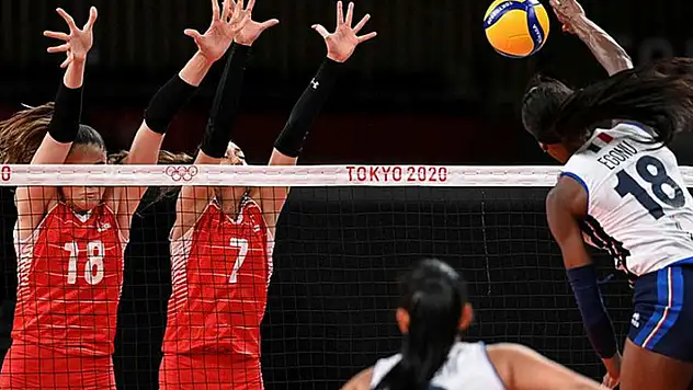Tokyo'da ilk yenilgi! Filenin Sultanları İtalya'ya kaybetti
