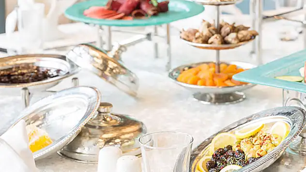 Toplu iftar davetelerinin yeni gözdesi Selçuklu Kongre Merkezi